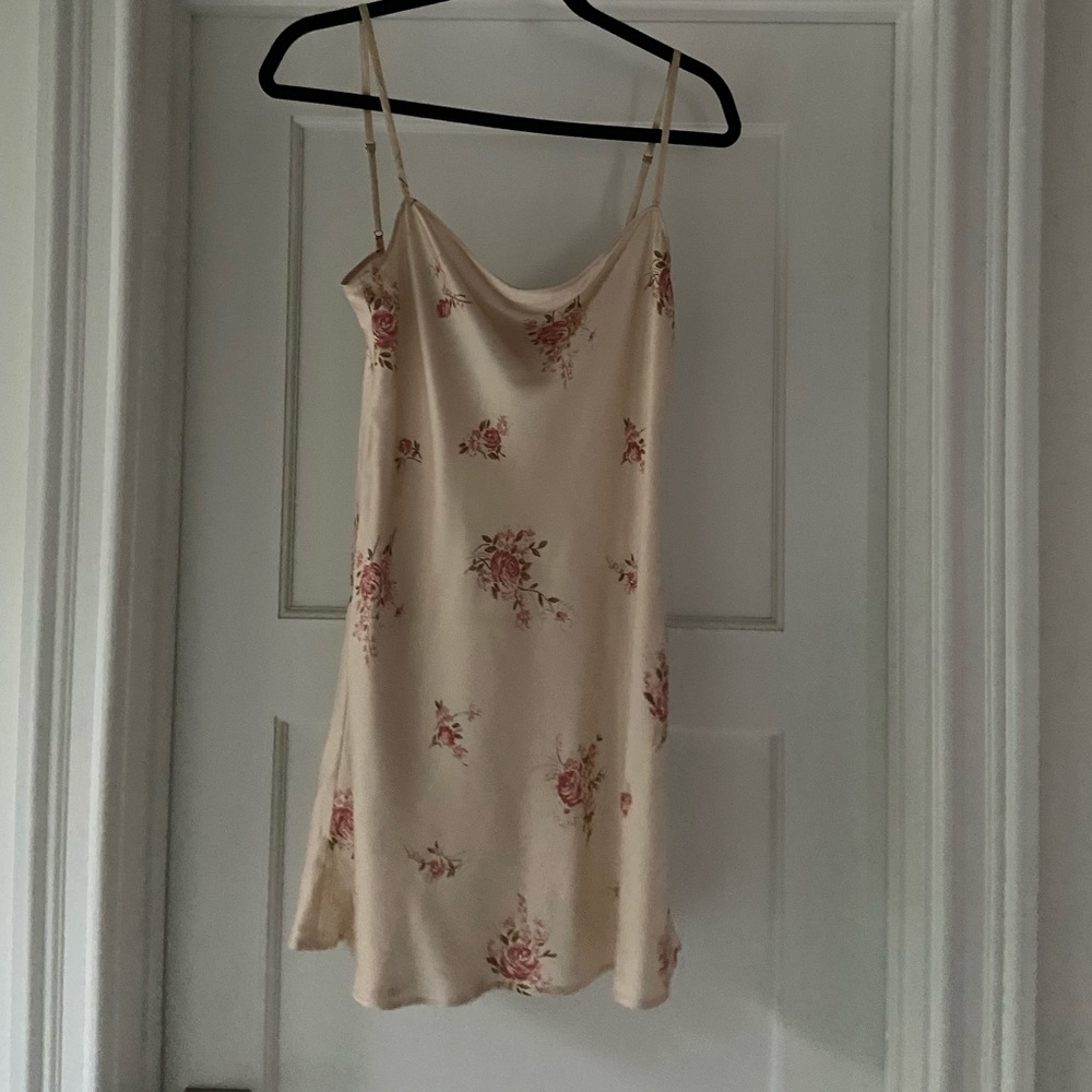 COPY - Reformation Floral 100% Silk Slip Dress Size M